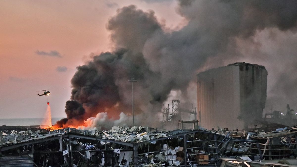 První snímky z Bejrútu po drtivé explozi: Zkáza a krev